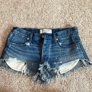 Abercrombie & Fitch High Rise Festival Short
